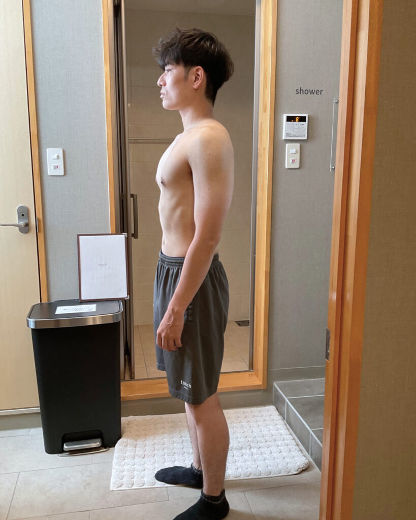 パーソナルトレーニングと食事管理後(2026年8月)のKodaiさんの横側