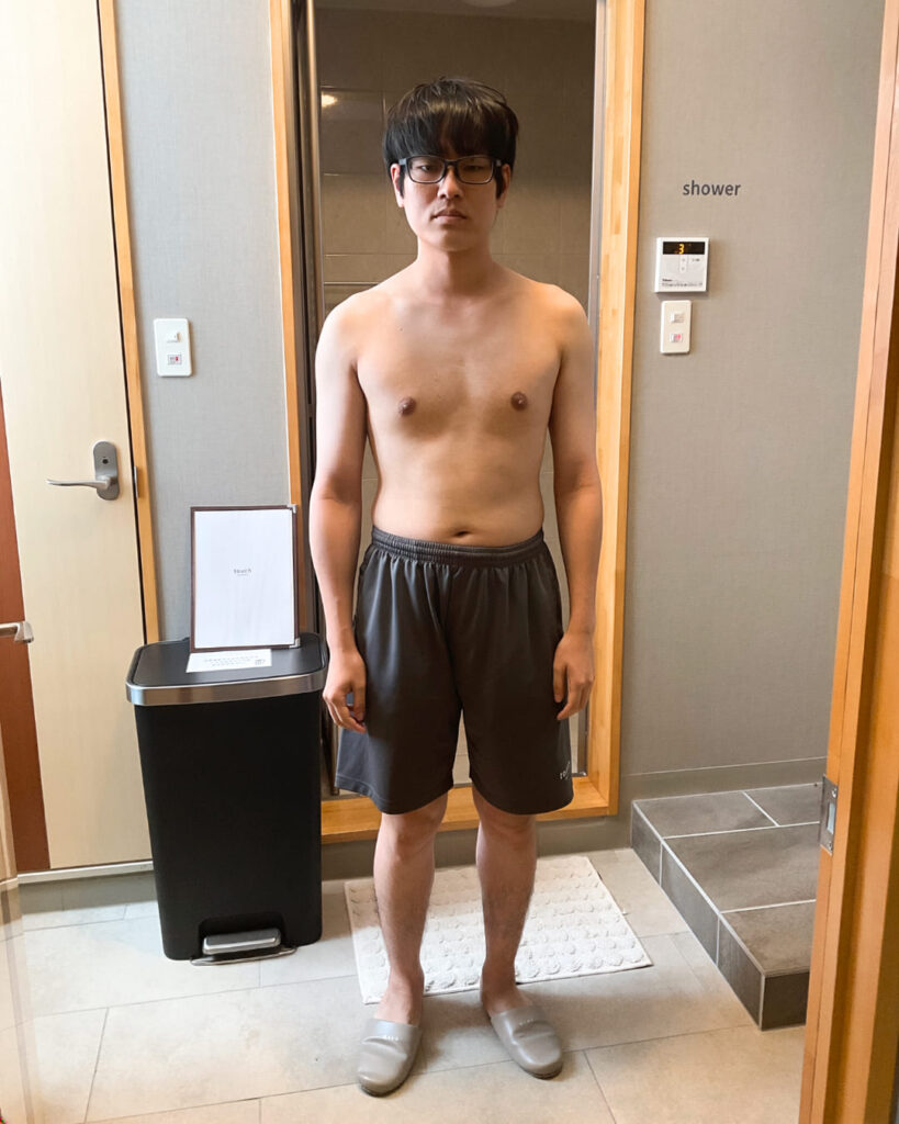 パーソナルトレーニング開始時(2026年3月)のKodaiさんの正面
