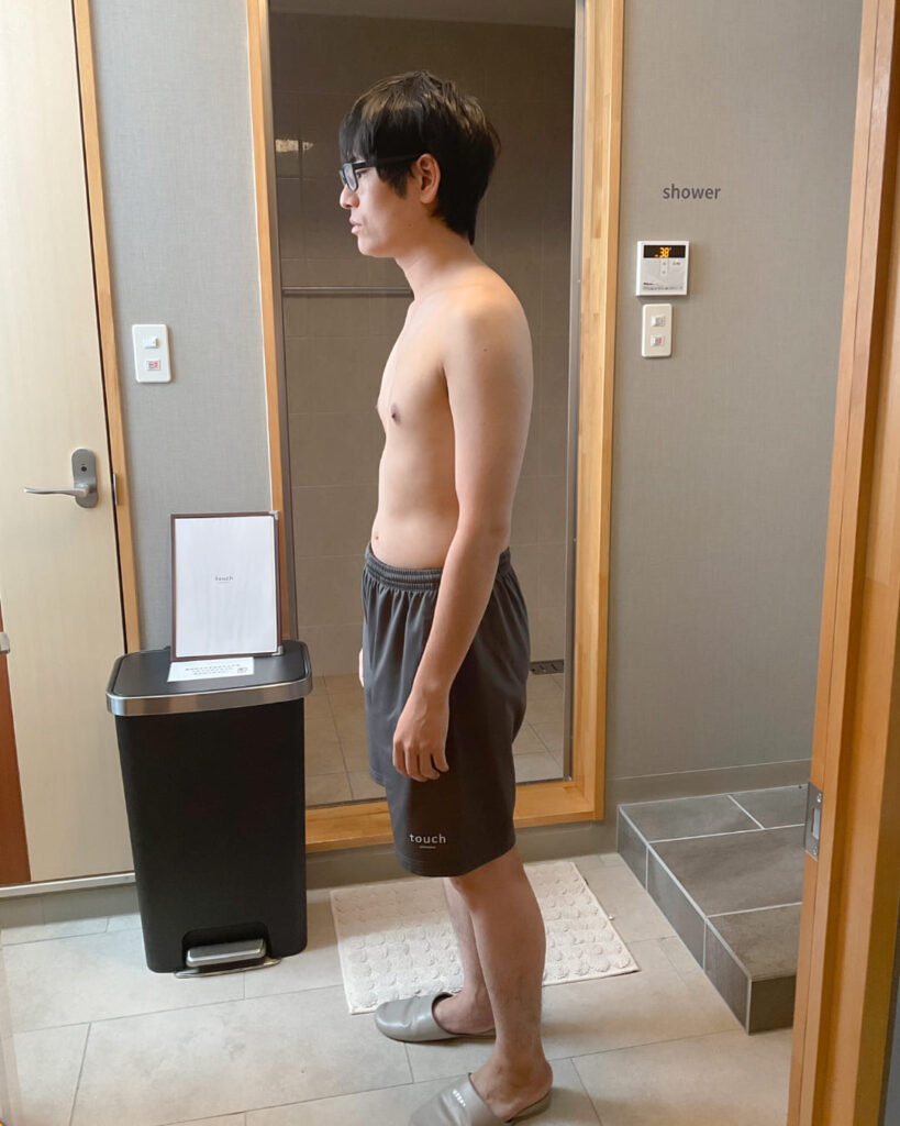パーソナルトレーニング開始時(2026年3月)のKodaiさんの横側